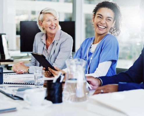 Medical people talking in meetingd